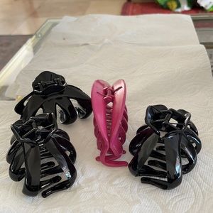 Clip for hair black and pink